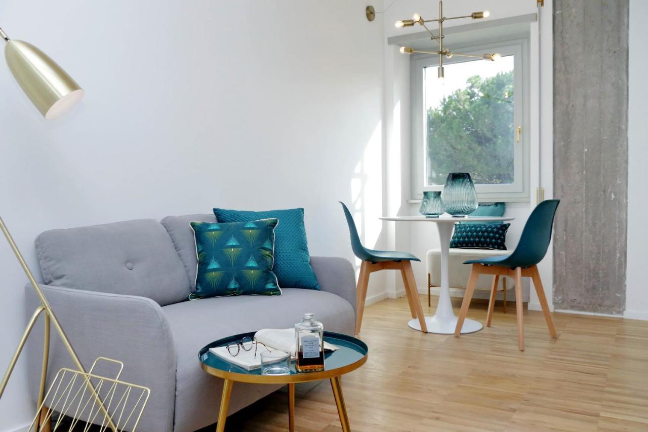 ローマRenovated And Cozy Flatアパートメント エクステリア 写真