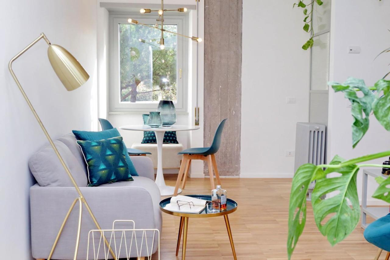 ローマRenovated And Cozy Flatアパートメント エクステリア 写真