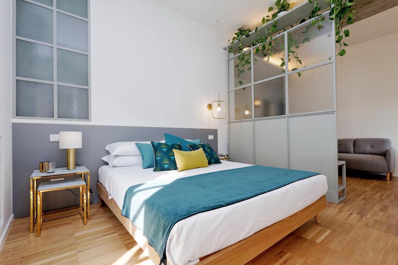 ローマRenovated And Cozy Flatアパートメント エクステリア 写真